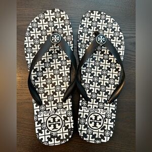 Tory Burch patterned black & white flip flops